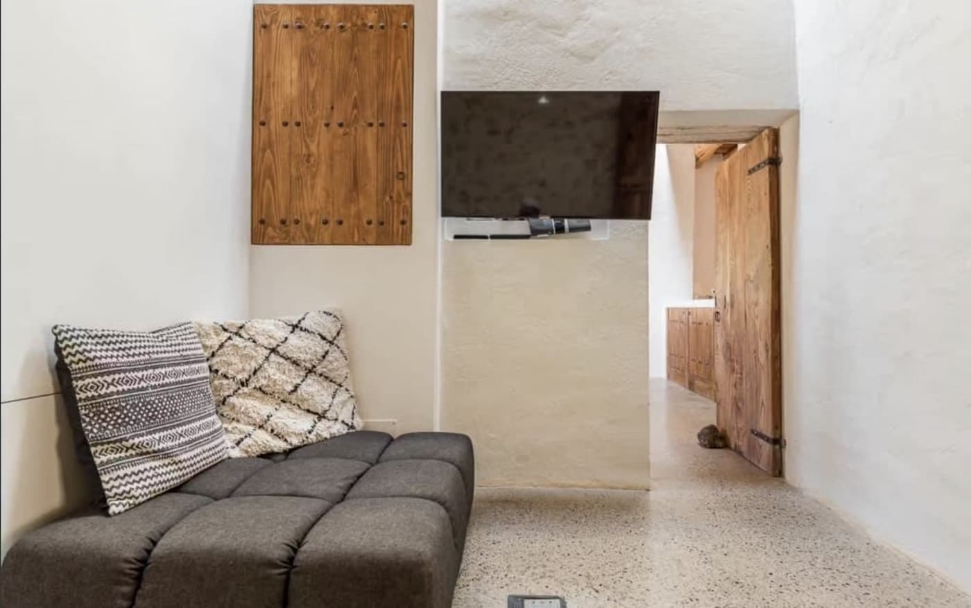 Finca Can Brisa — luxury villa photo 35