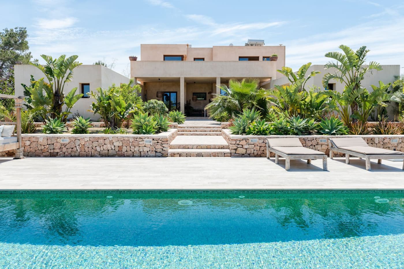 Villa Izarra — luxury villa photo 1