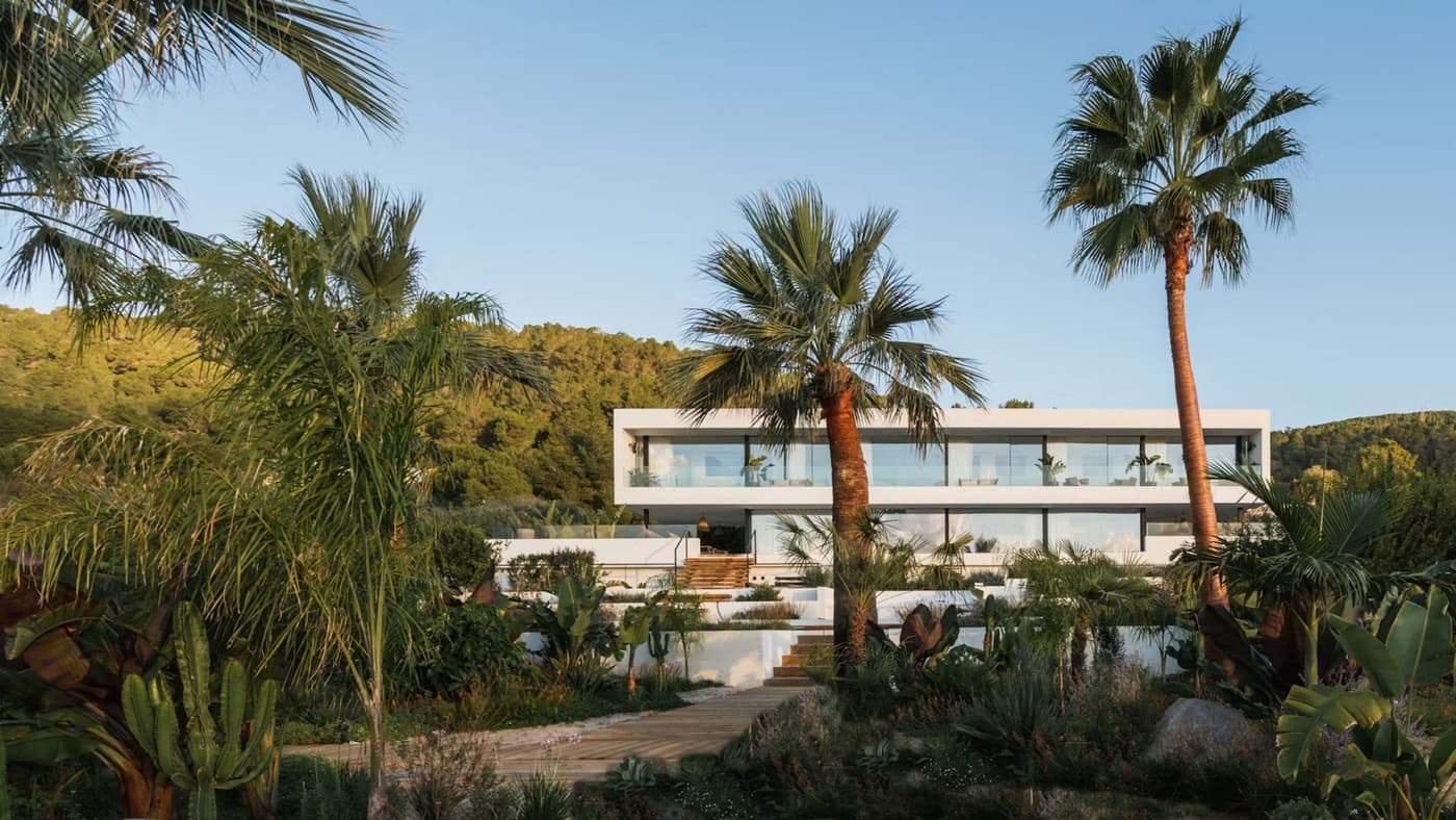 Villa Enja — luxury villa photo 3