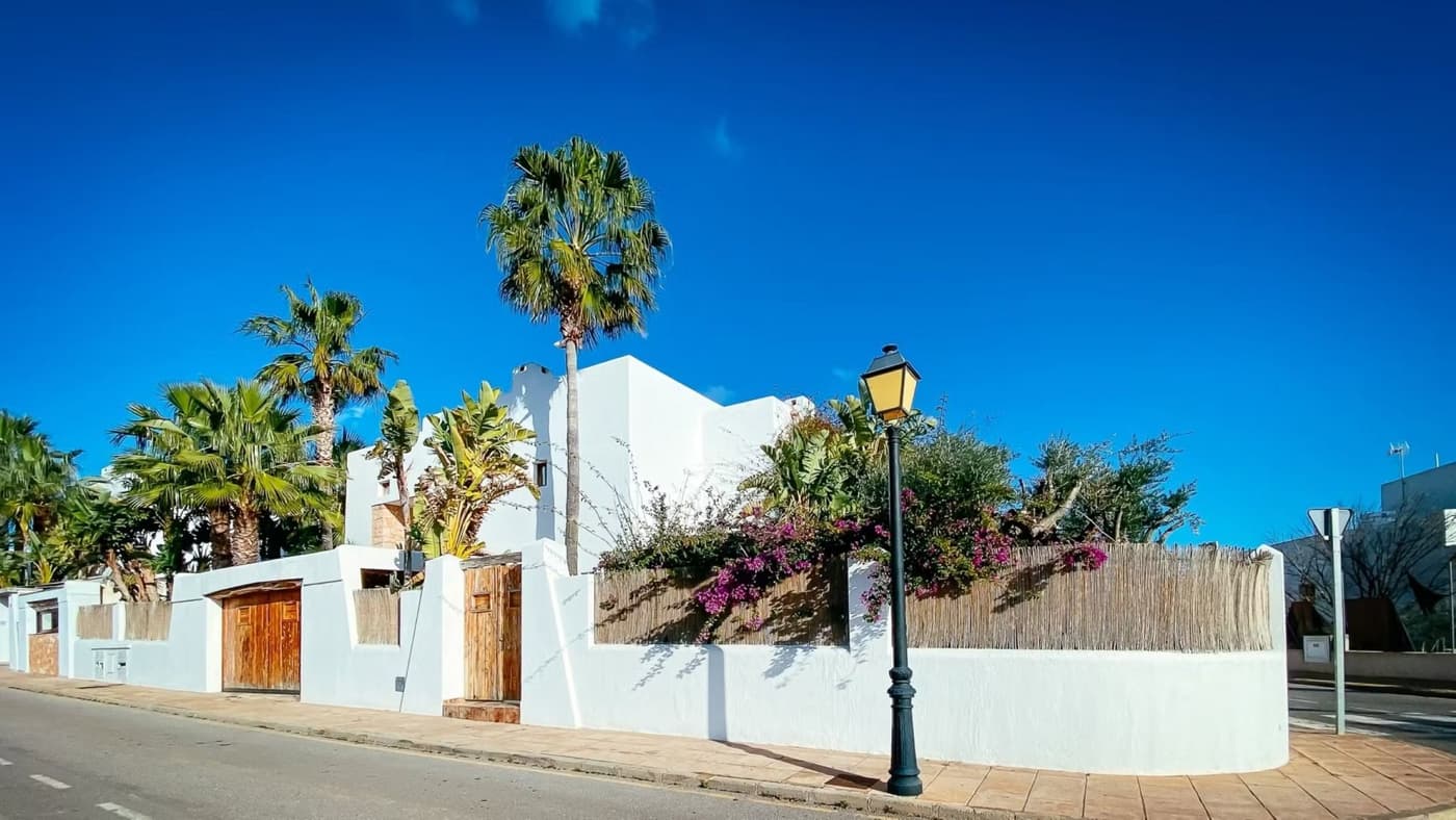 Villa Sanchez — luxury villa photo 40