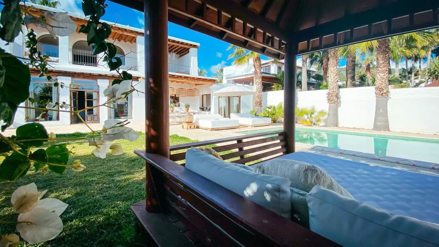 Villa Sanchez — luxury villa photo 3