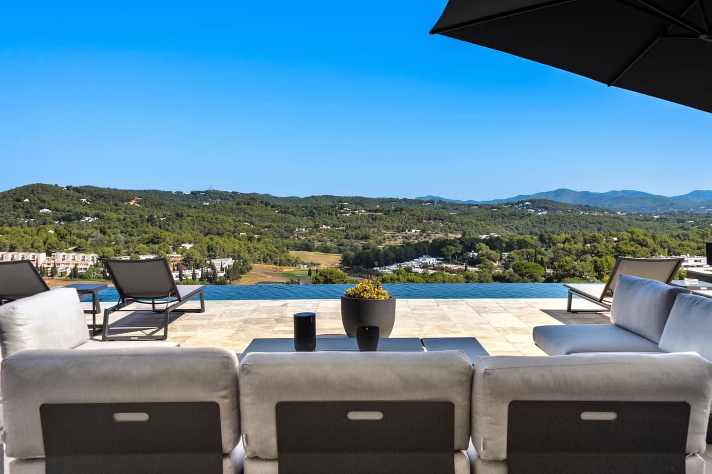 Villa Minimal — luxury villa photo 3