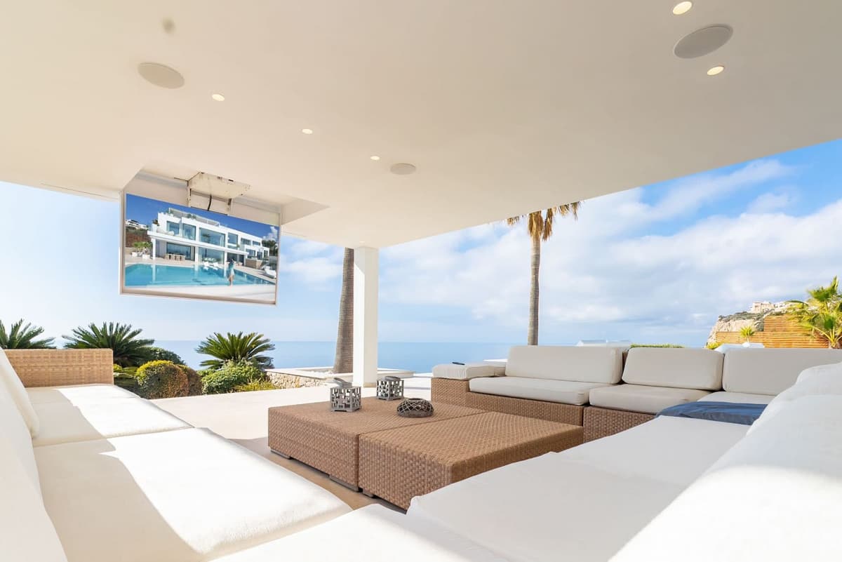 La Mola Deluxe — luxury villa photo 2