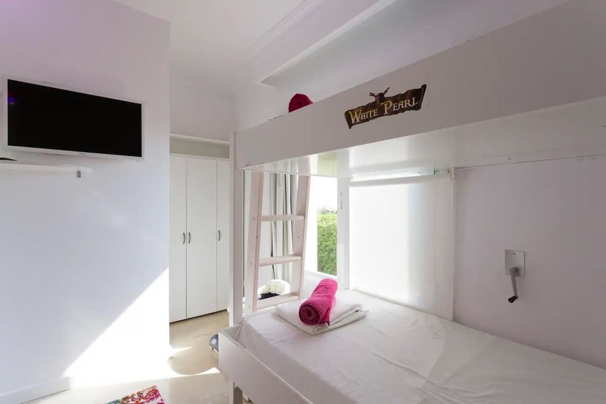 Vista Blava — luxury villa photo 40