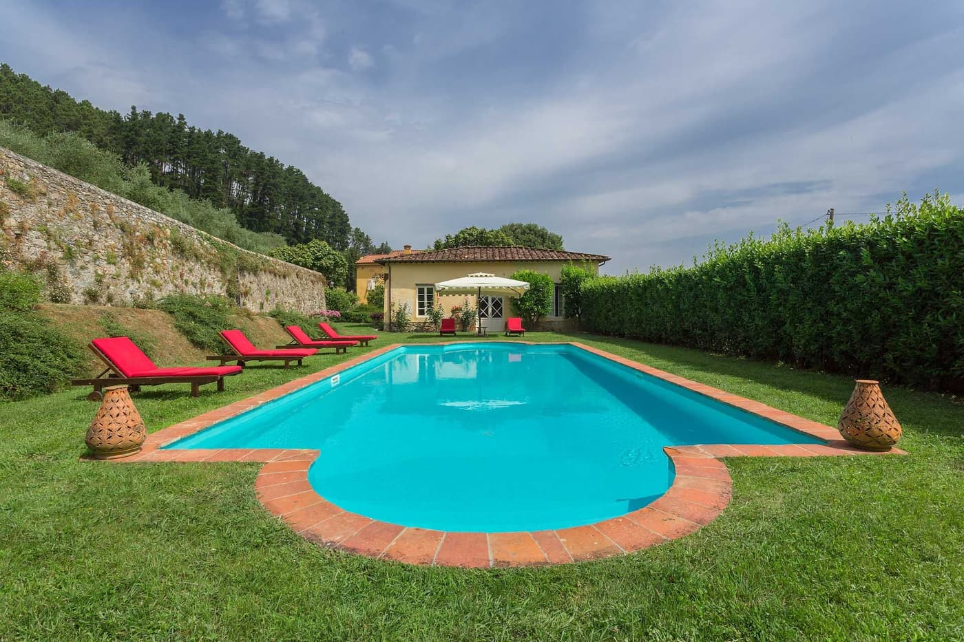 Villa Controni — luxury villa photo 2