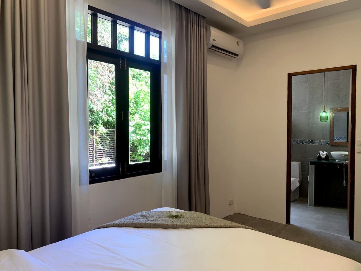 Villa Motsamot — luxury villa photo 2