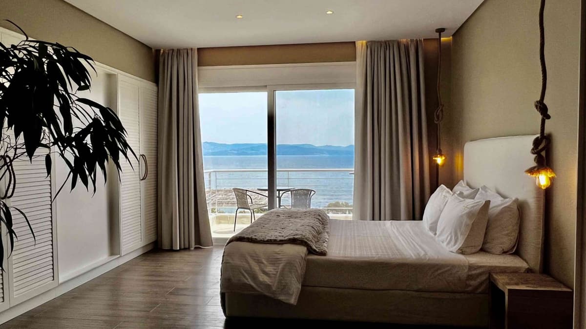 Select 1-Bedroom Villa Private Pool — luxury villa photo 12
