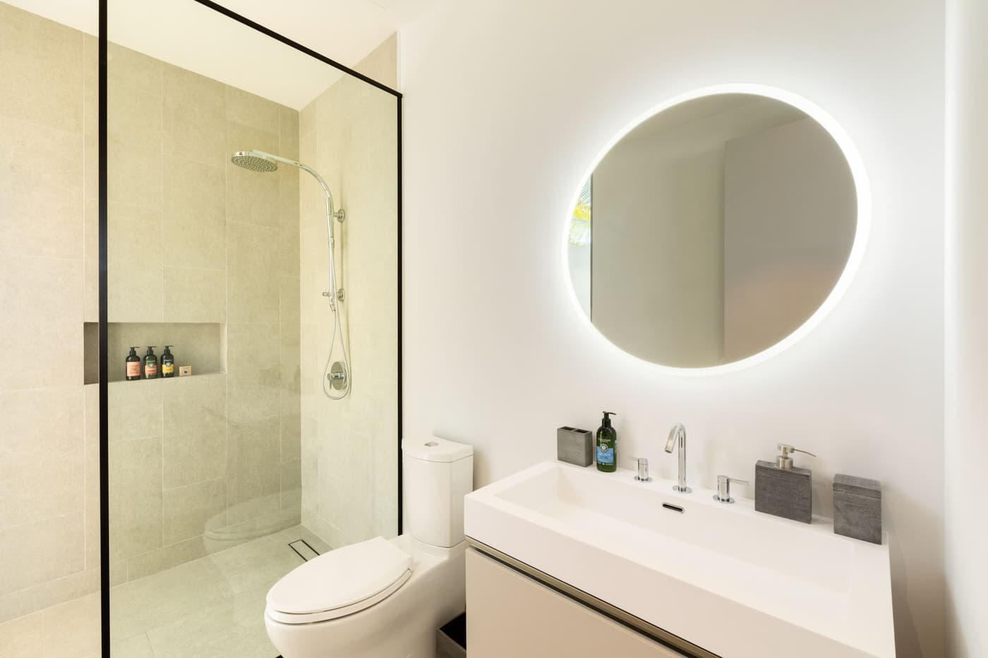 South Bank Lagoon Villas 5BDR — luxury villa photo 3