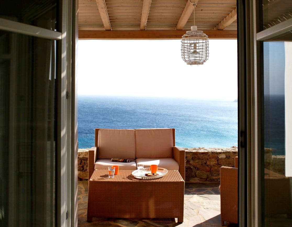 Elia White Residence — luxury villa photo 2