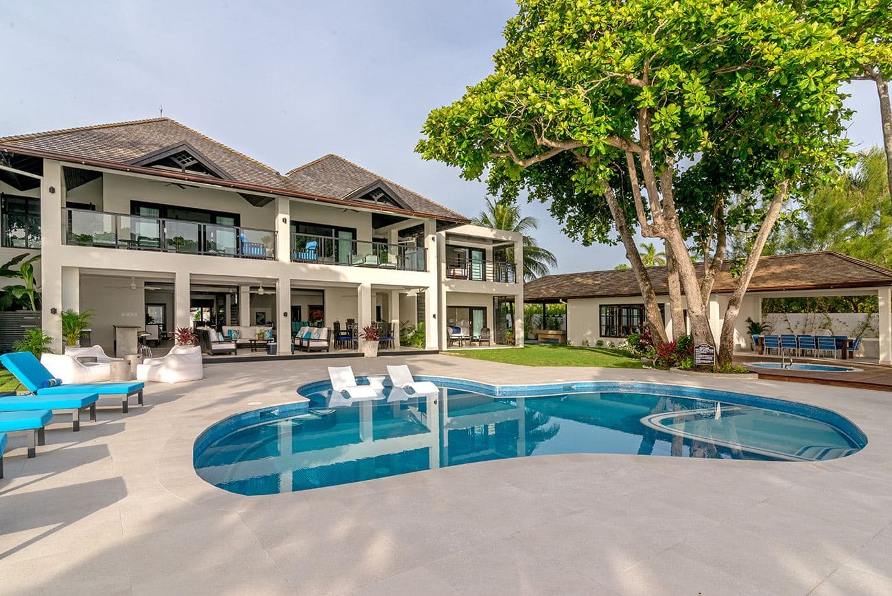 Villa Malatai — luxury villa photo 3