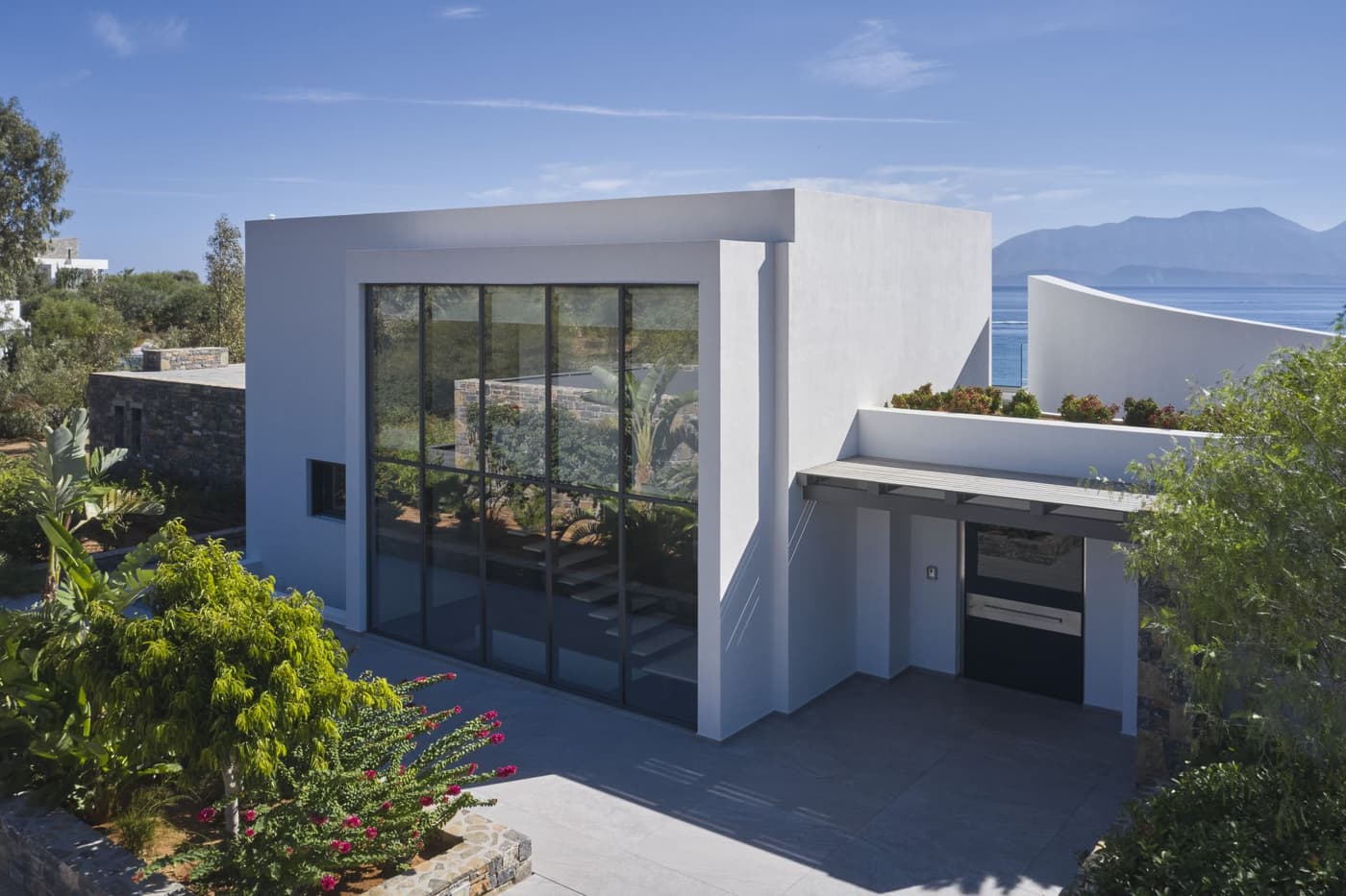 H2O Art Beach Villa — luxury villa photo 44