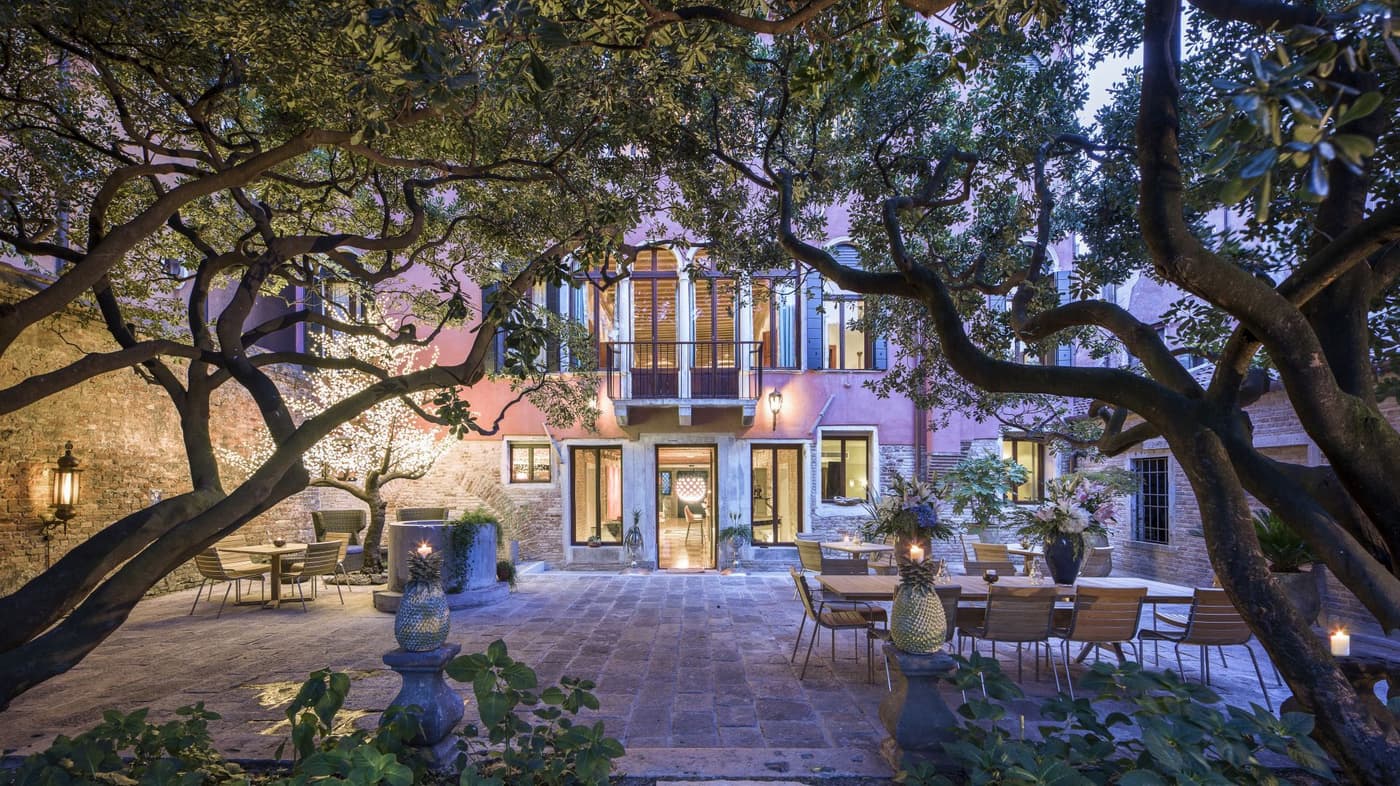 Hotel Heureka — luxury villa photo 3
