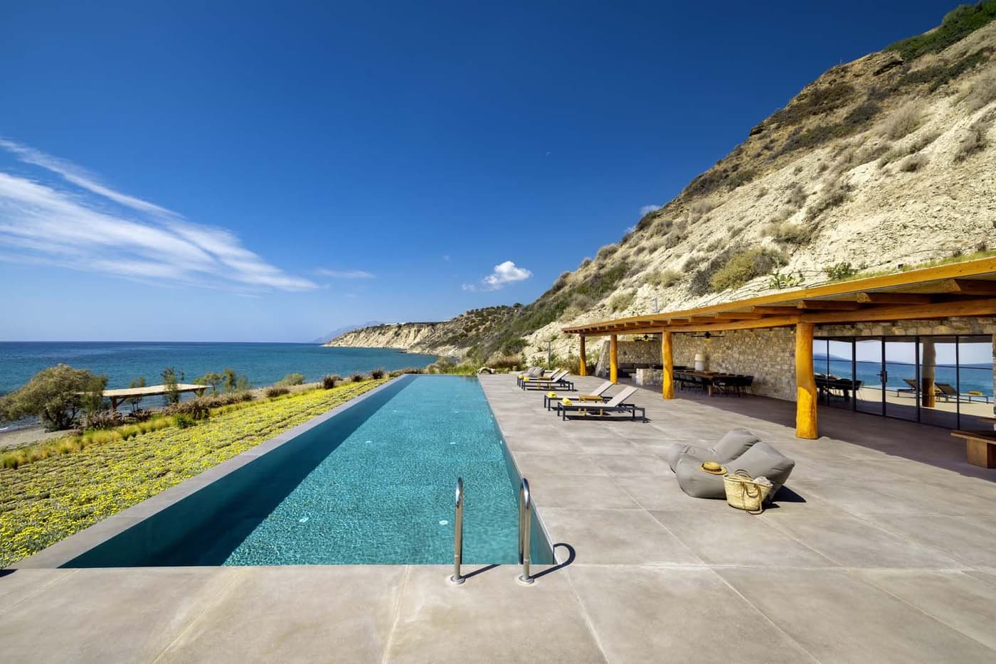 Beach House Arvi East — luxury villa photo 2