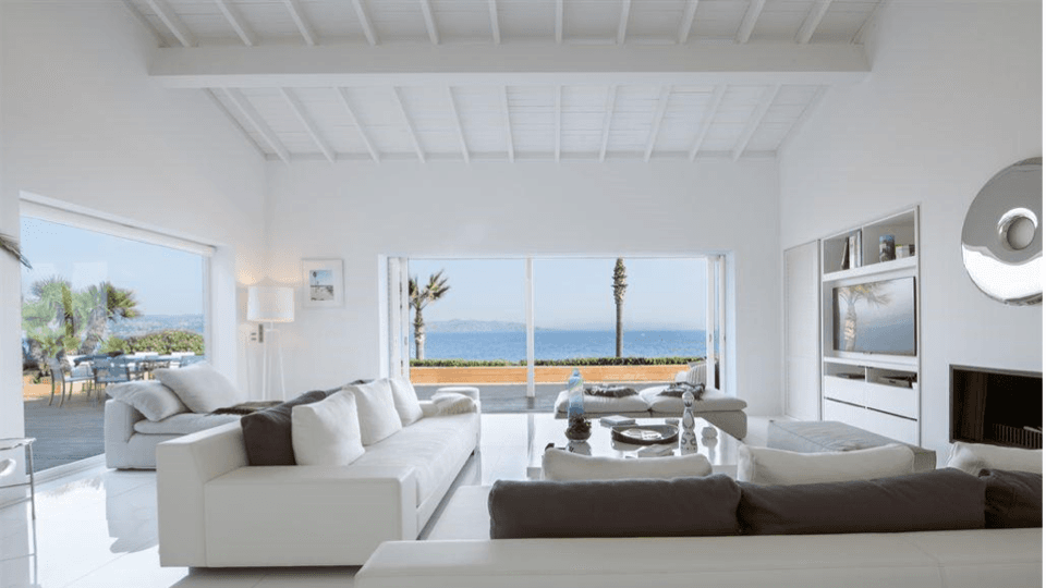 Villa Pieds dans l Eau — luxury villa photo 1