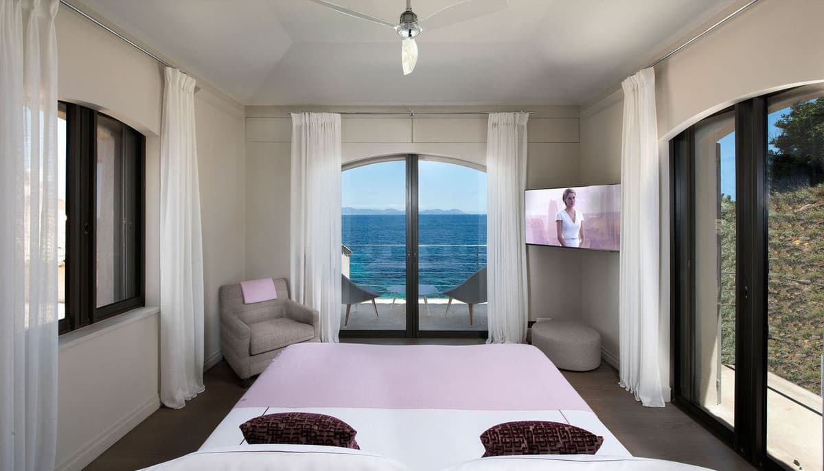 Villa Roche — luxury villa photo 1