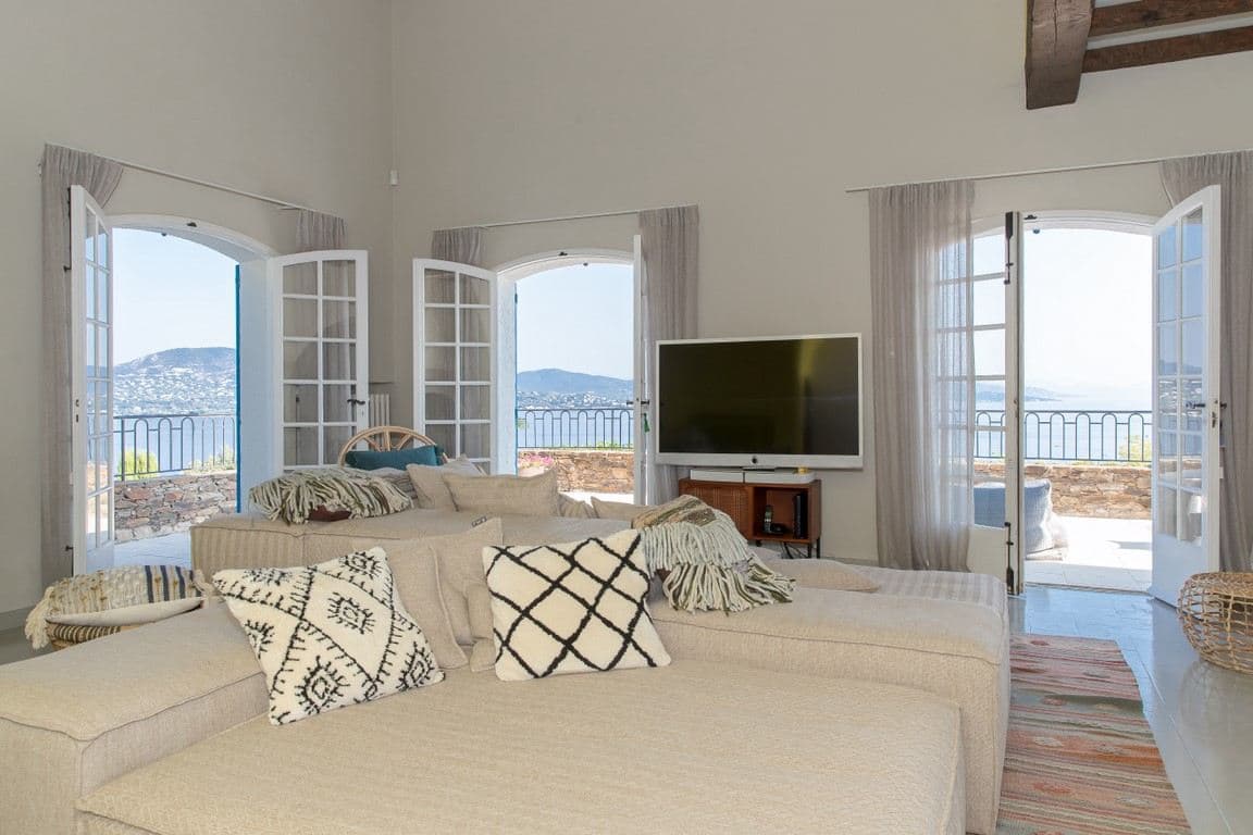 Villa Rainbow — luxury villa photo 1