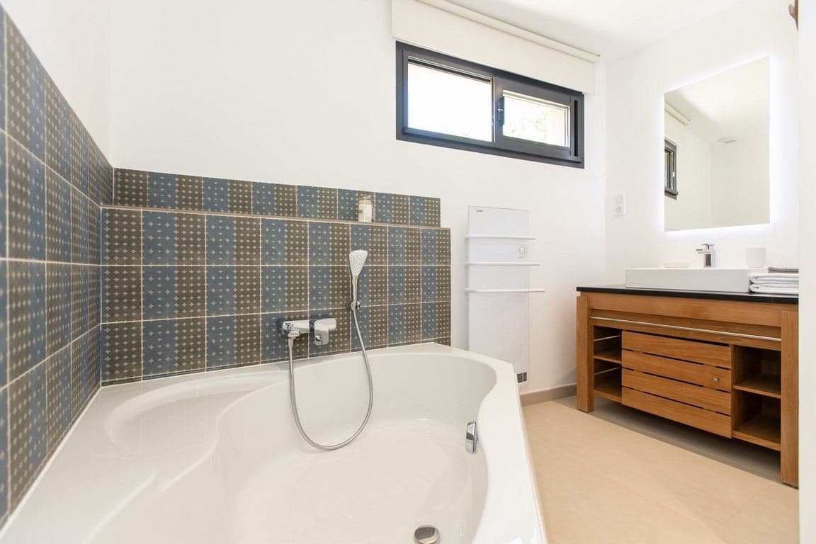 Villa L Oumede — luxury villa photo 2