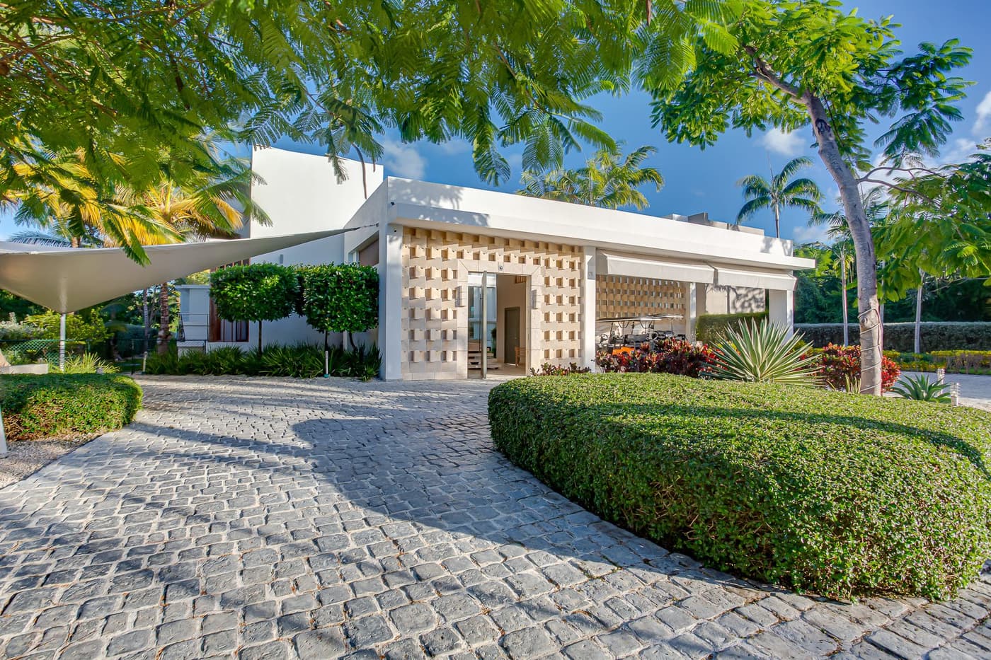 Hacienda C1 — luxury villa photo 171