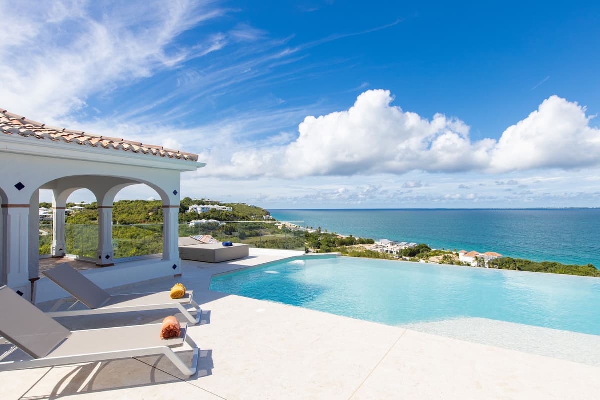 Villa Agama — luxury villa photo 1