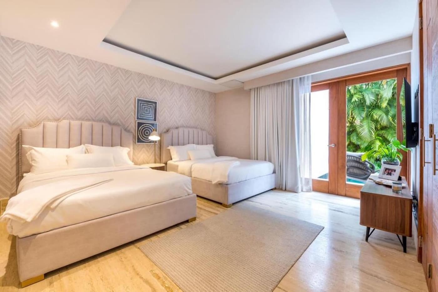 Villa Sky — luxury villa photo 2