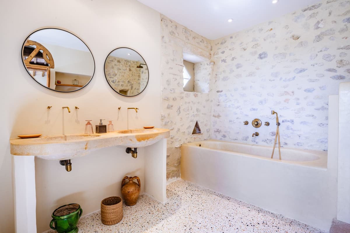 Villa Mas de lAnge — luxury villa photo 1