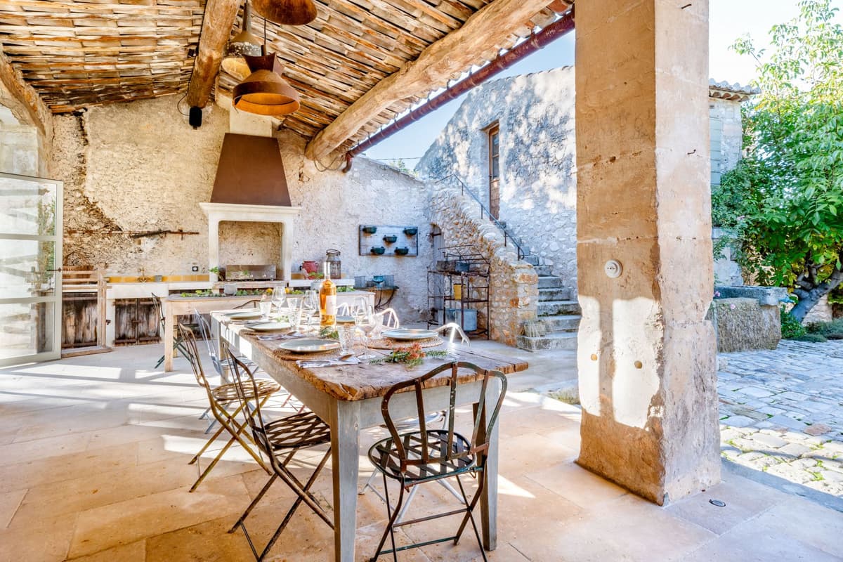 Villa Mas Pigato — luxury villa photo 37