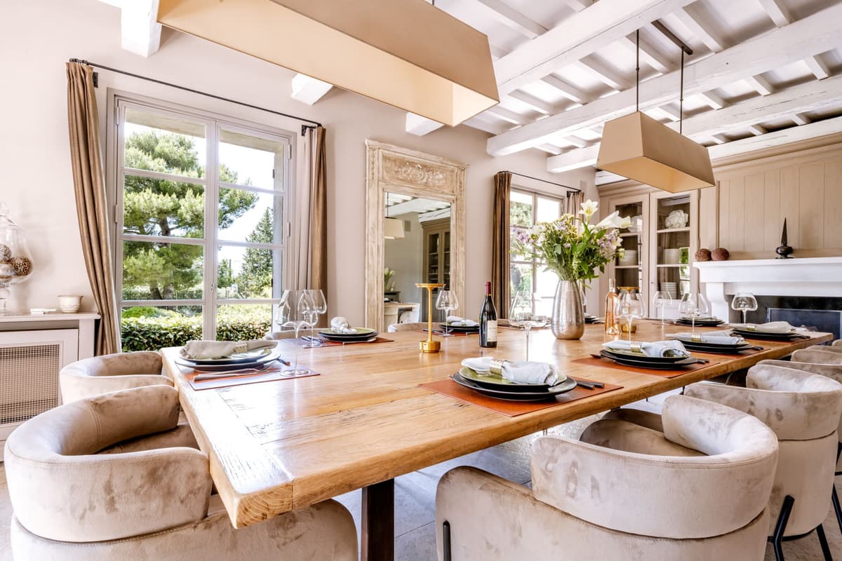 Villa Mas d Eyragues — luxury villa photo 2