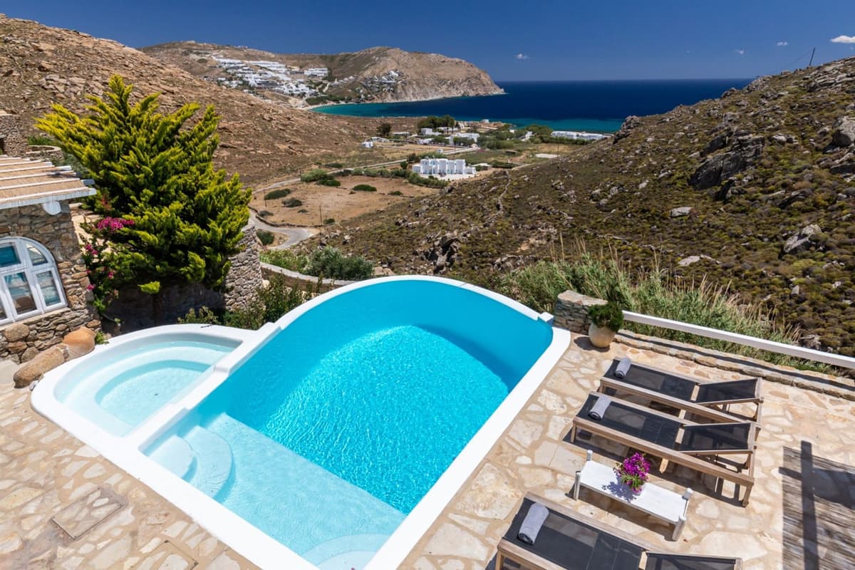 Villa Olla — luxury villa photo 2