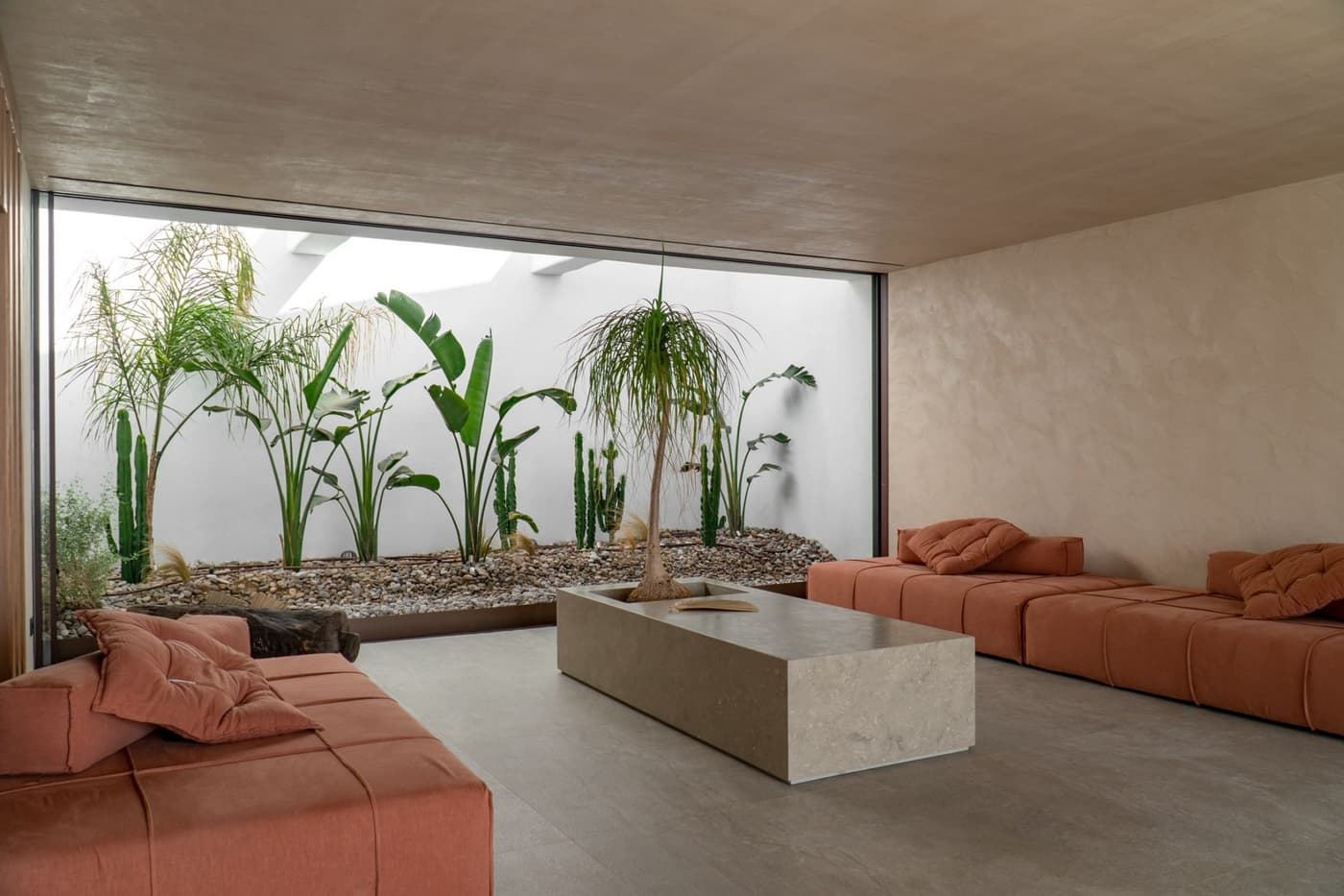 Villa Quate — luxury villa photo 1
