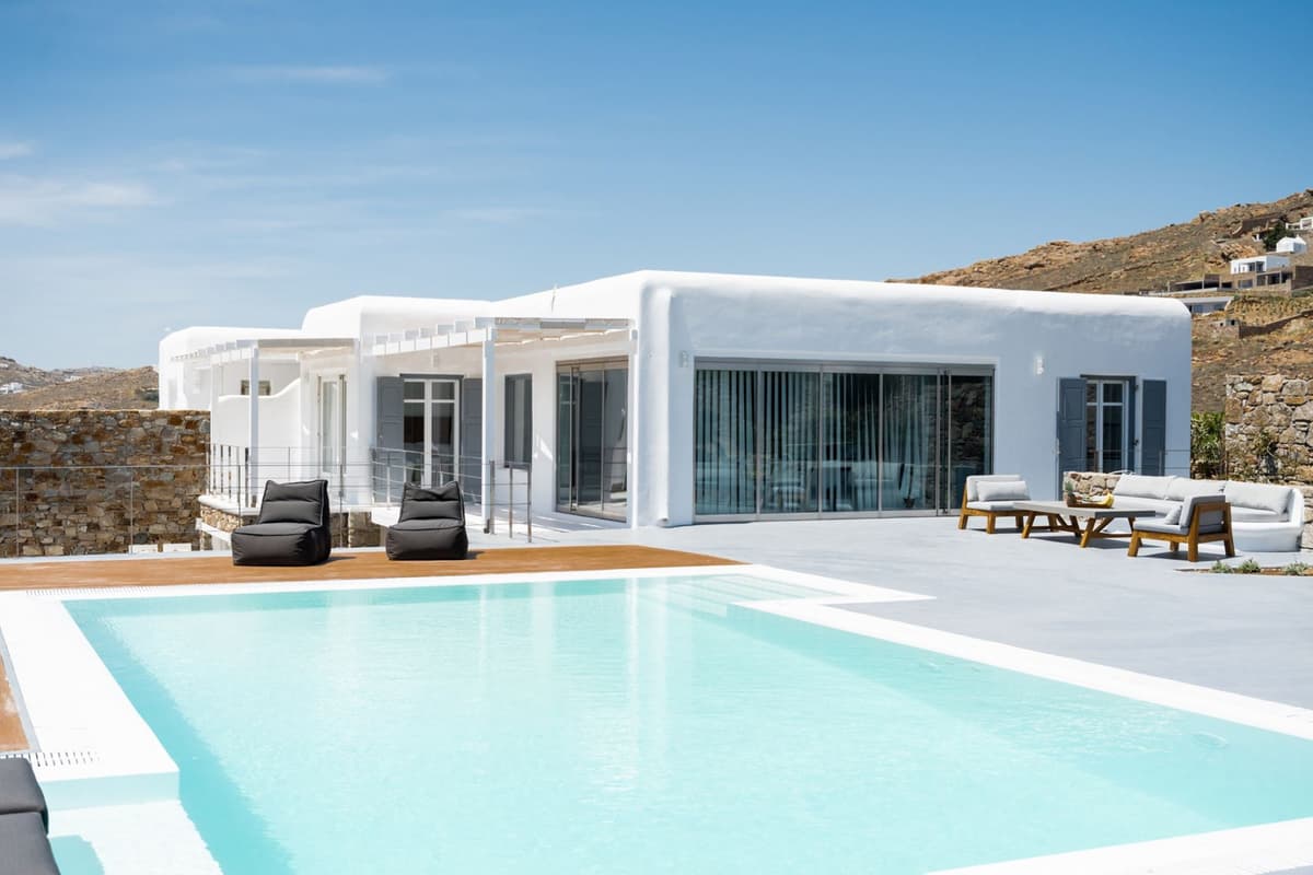 Villa Alti — luxury villa photo 1