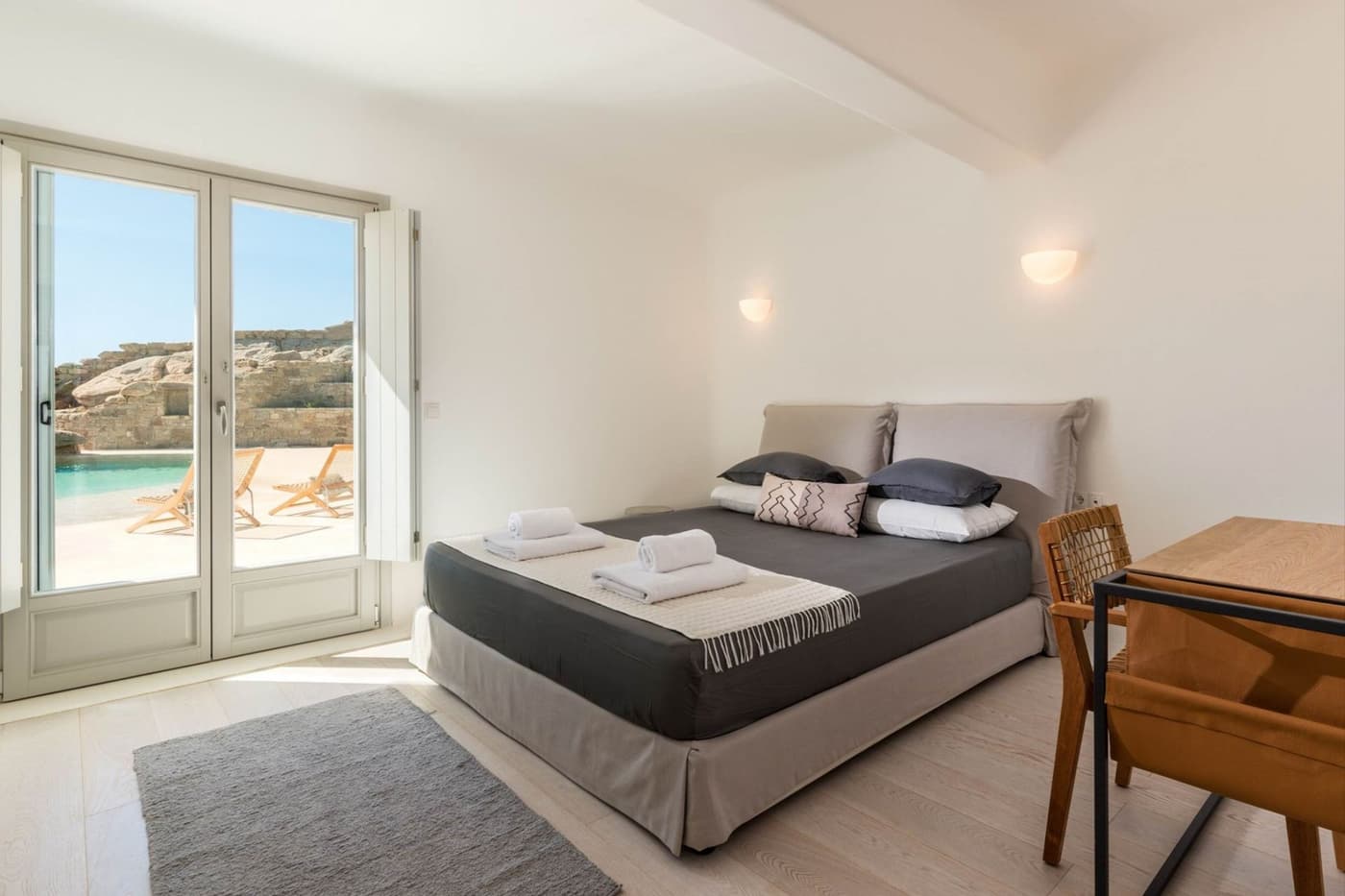 Villa Loren — luxury villa photo 2