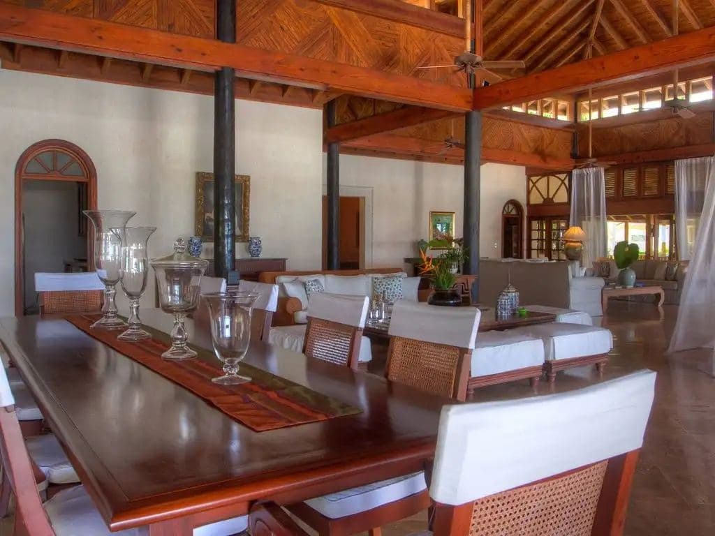 Villa Leire — luxury villa photo 2