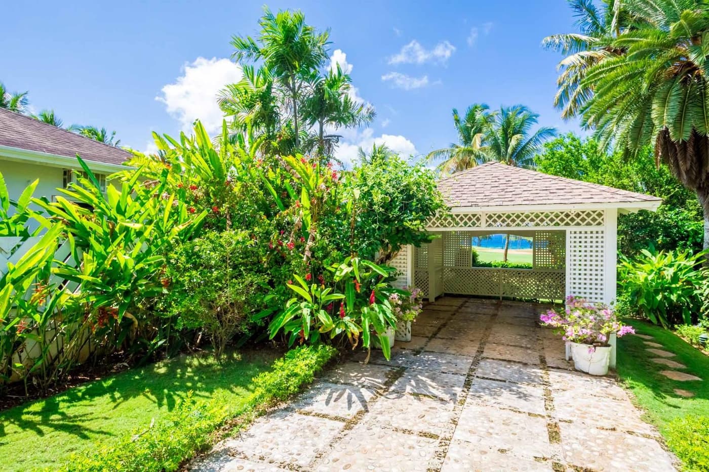 Villa Serenidad — luxury villa photo 2