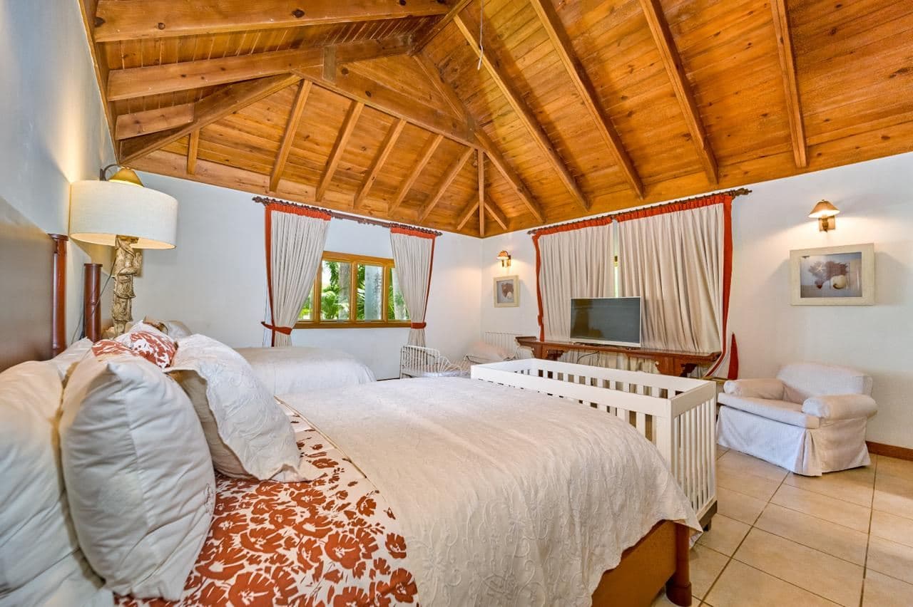Villa Hendi — luxury villa photo 1