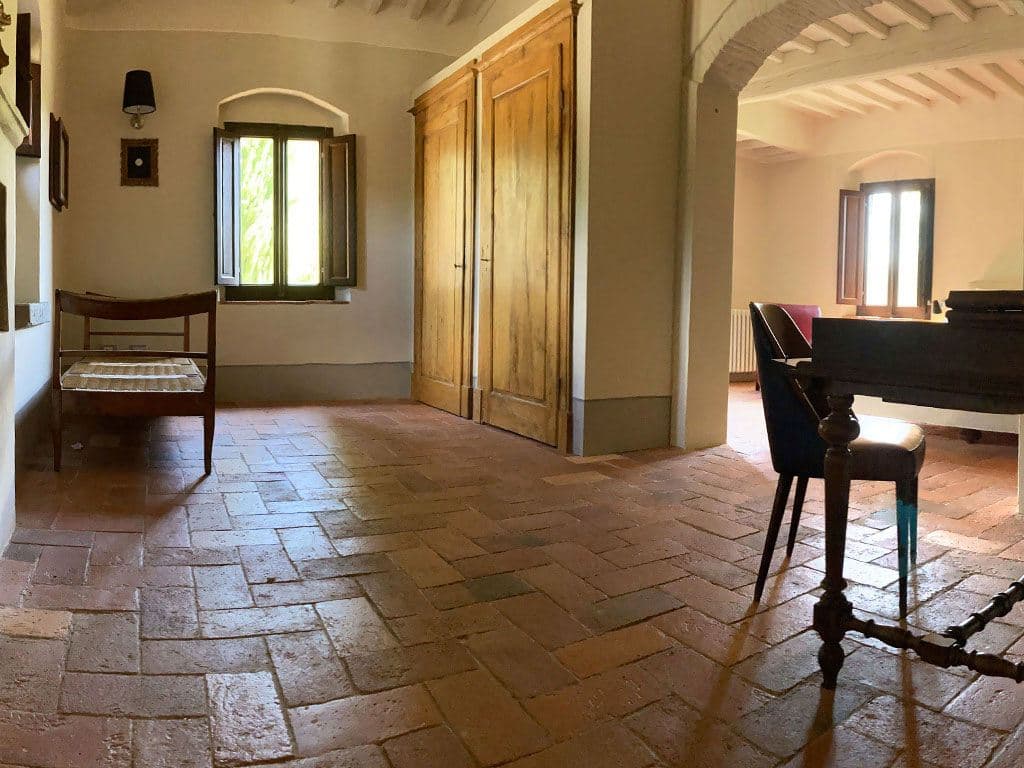 Villa Larciano — luxury villa photo 26