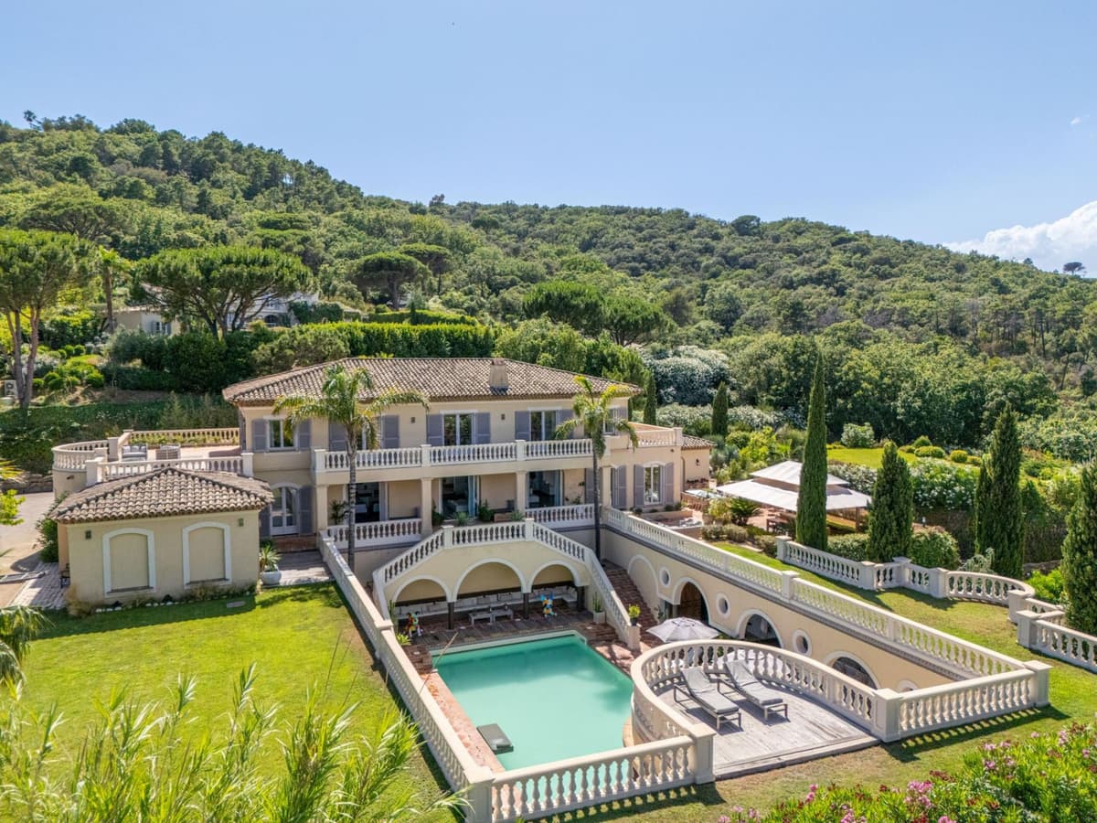 Villa Lissa — luxury villa photo 1