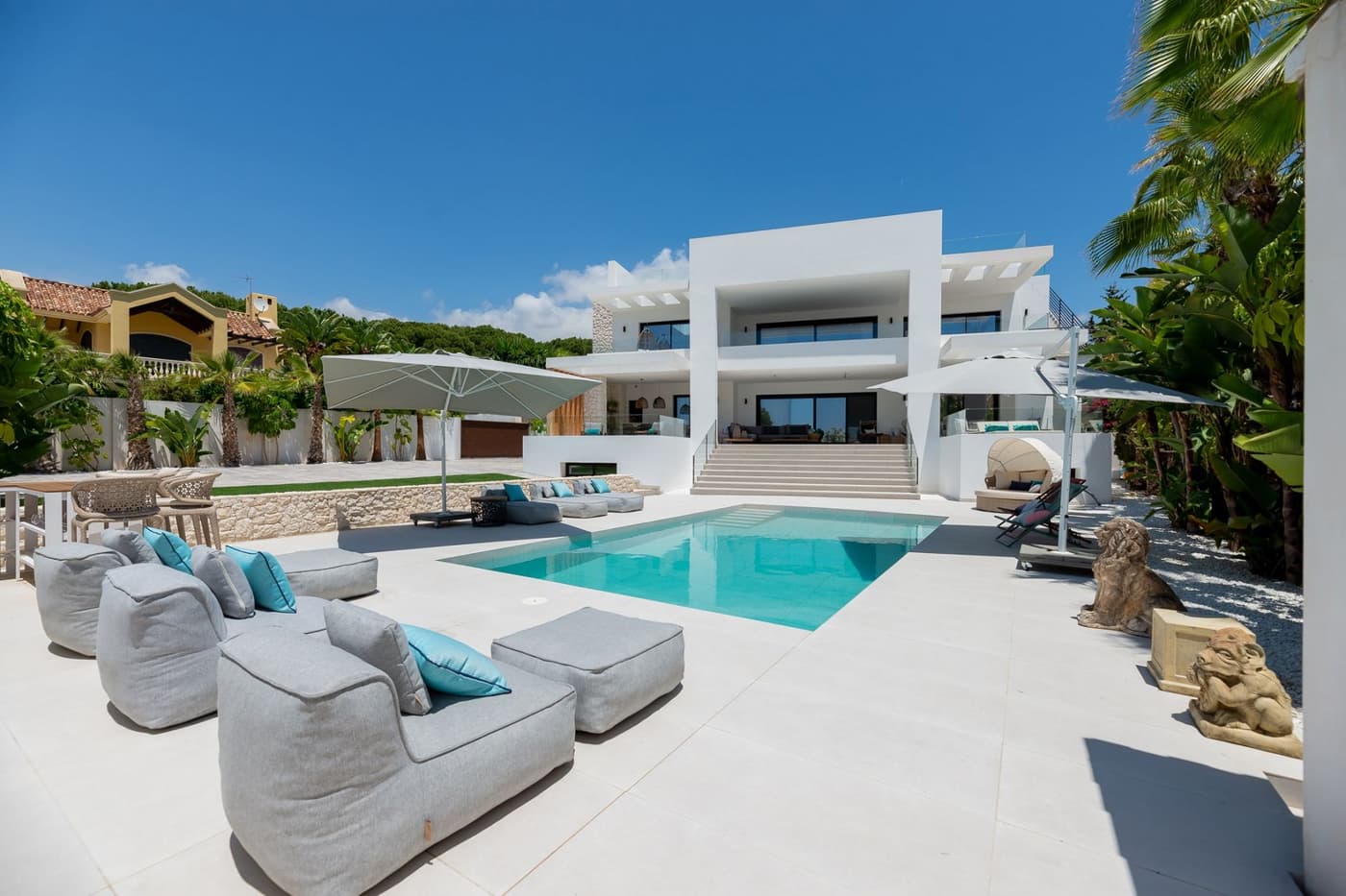 Villa Vanda — luxury villa photo 2