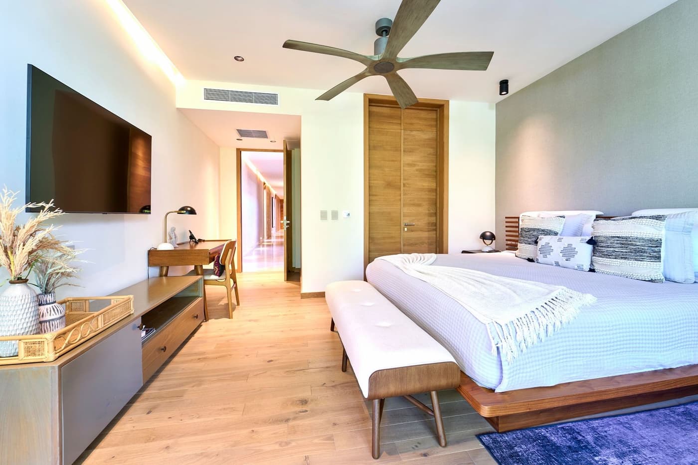 Palm West — luxury villa photo 3