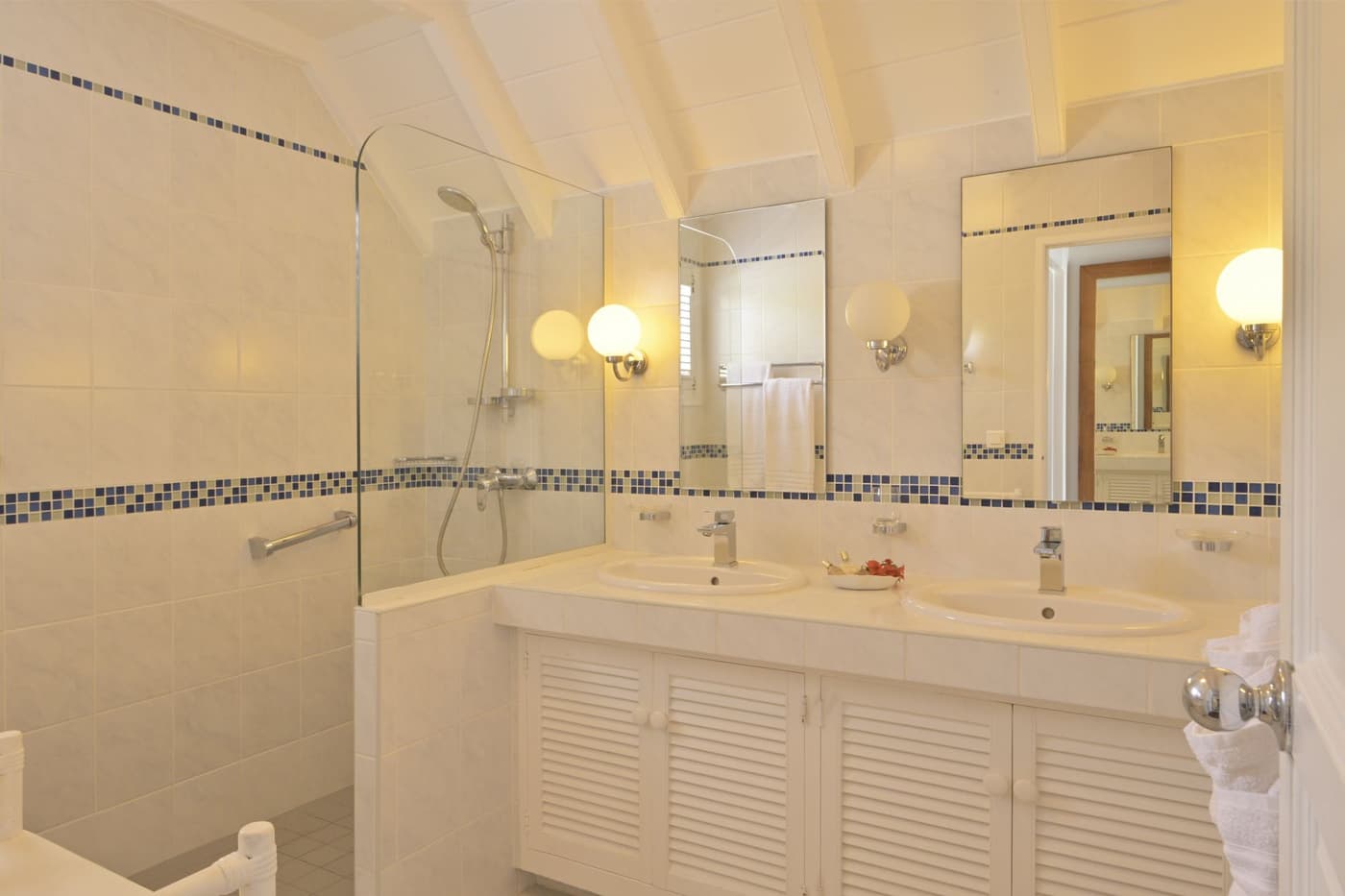 Villa Dahouët — luxury villa photo 3