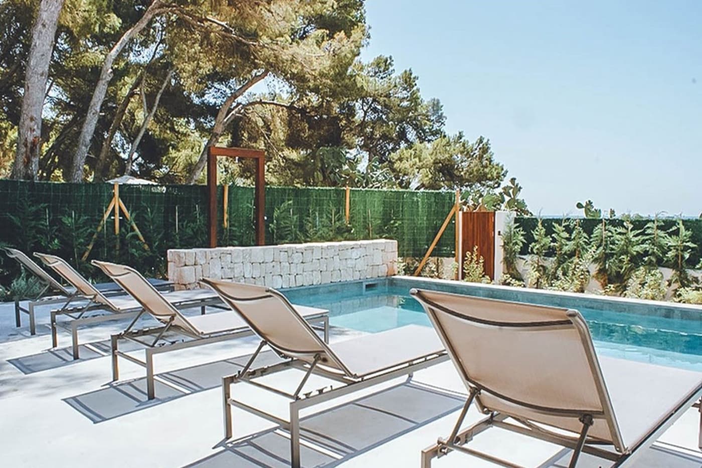 Villa Laha — luxury villa photo 2