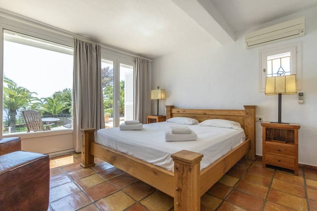 Villa Ola — luxury villa photo 2