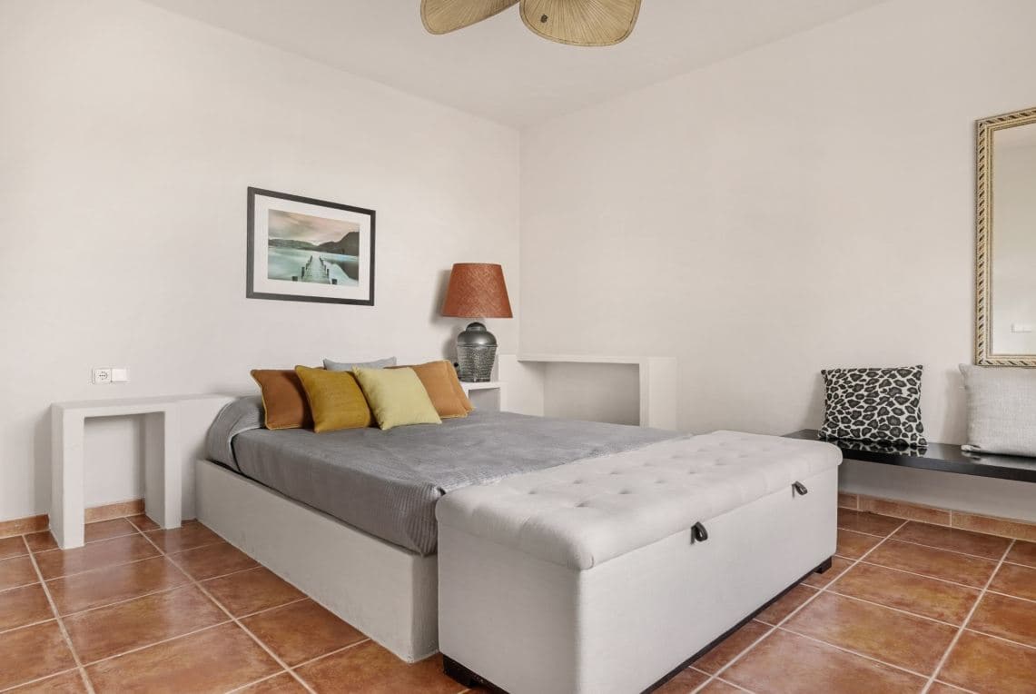 Villa Liuna — luxury villa photo 3