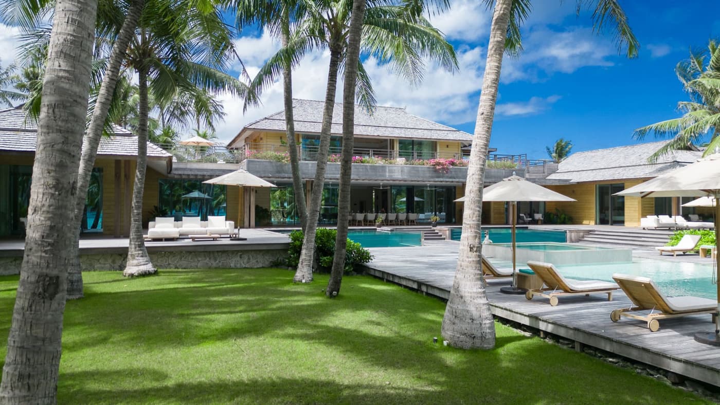 Noam Bora Bora — luxury villa photo 2