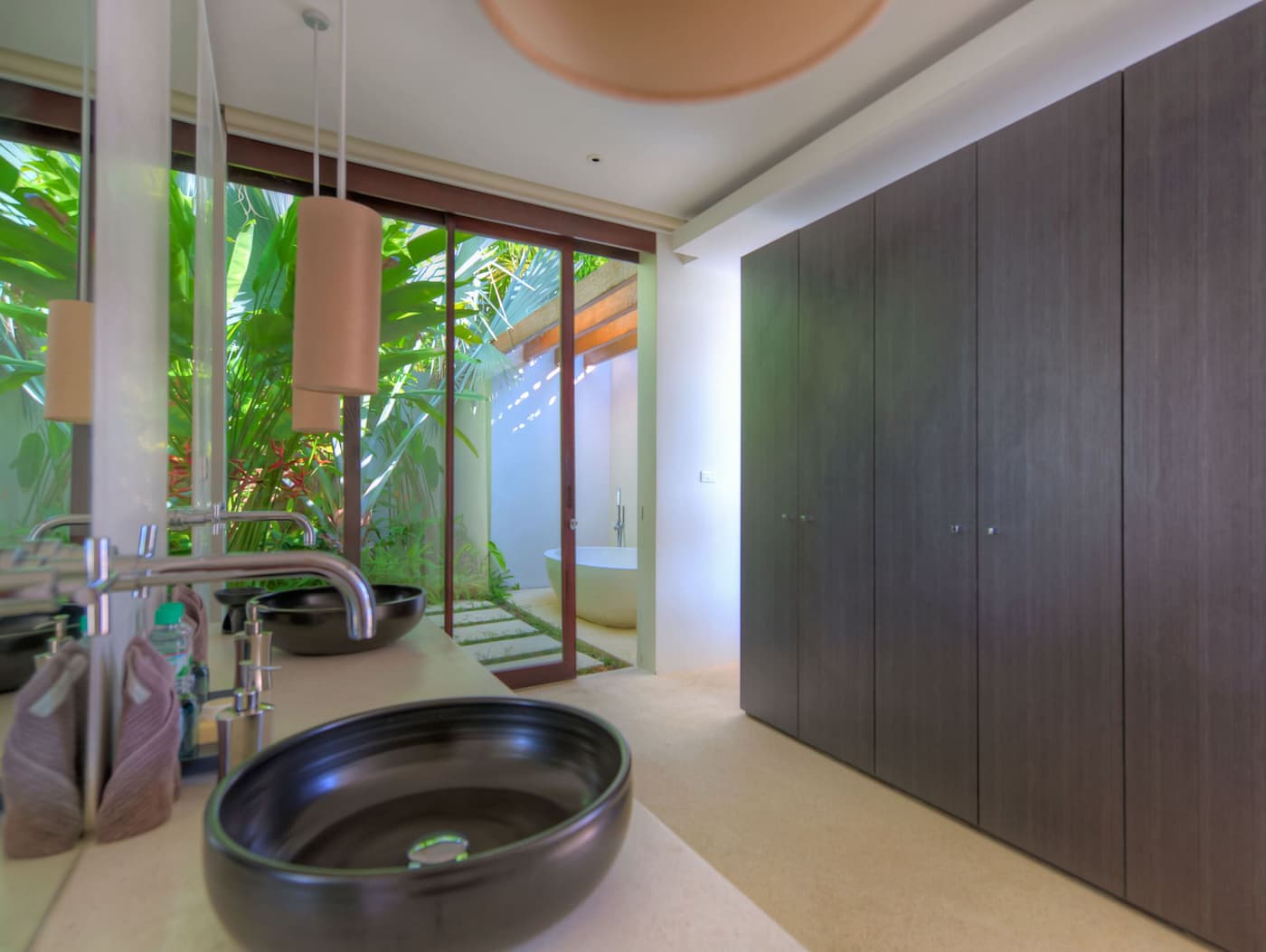 Samujana Villa 16 — luxury villa photo 3