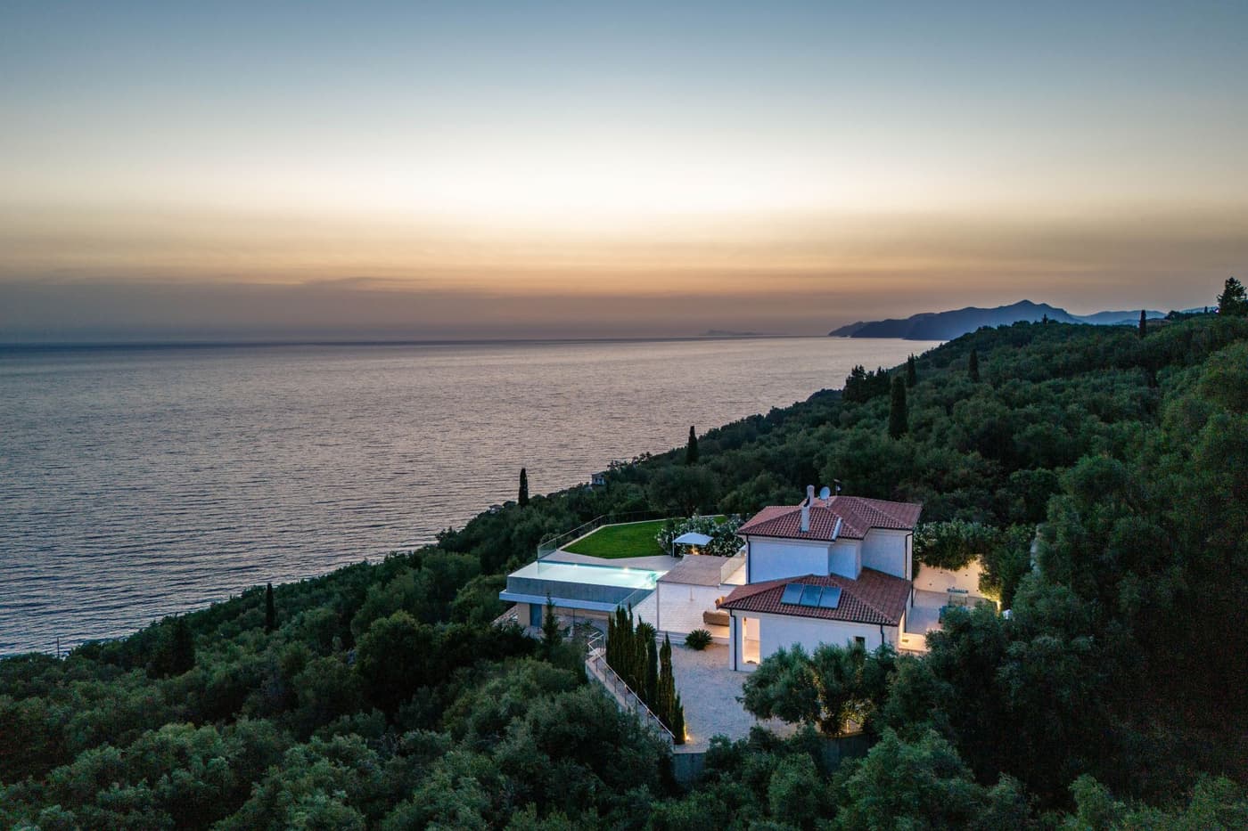 Villa Symphonia — luxury villa photo 2