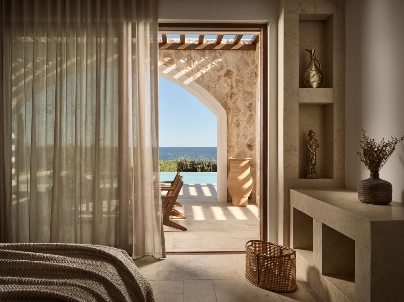 Cape Three Bedroom Sea front Pool Villa — luxury villa photo 2