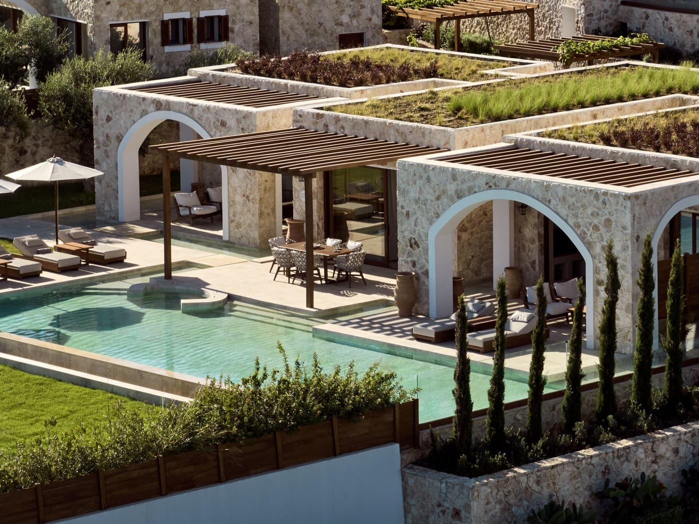 Cape Three Bedroom Sea front Pool Villa — luxury villa photo 1