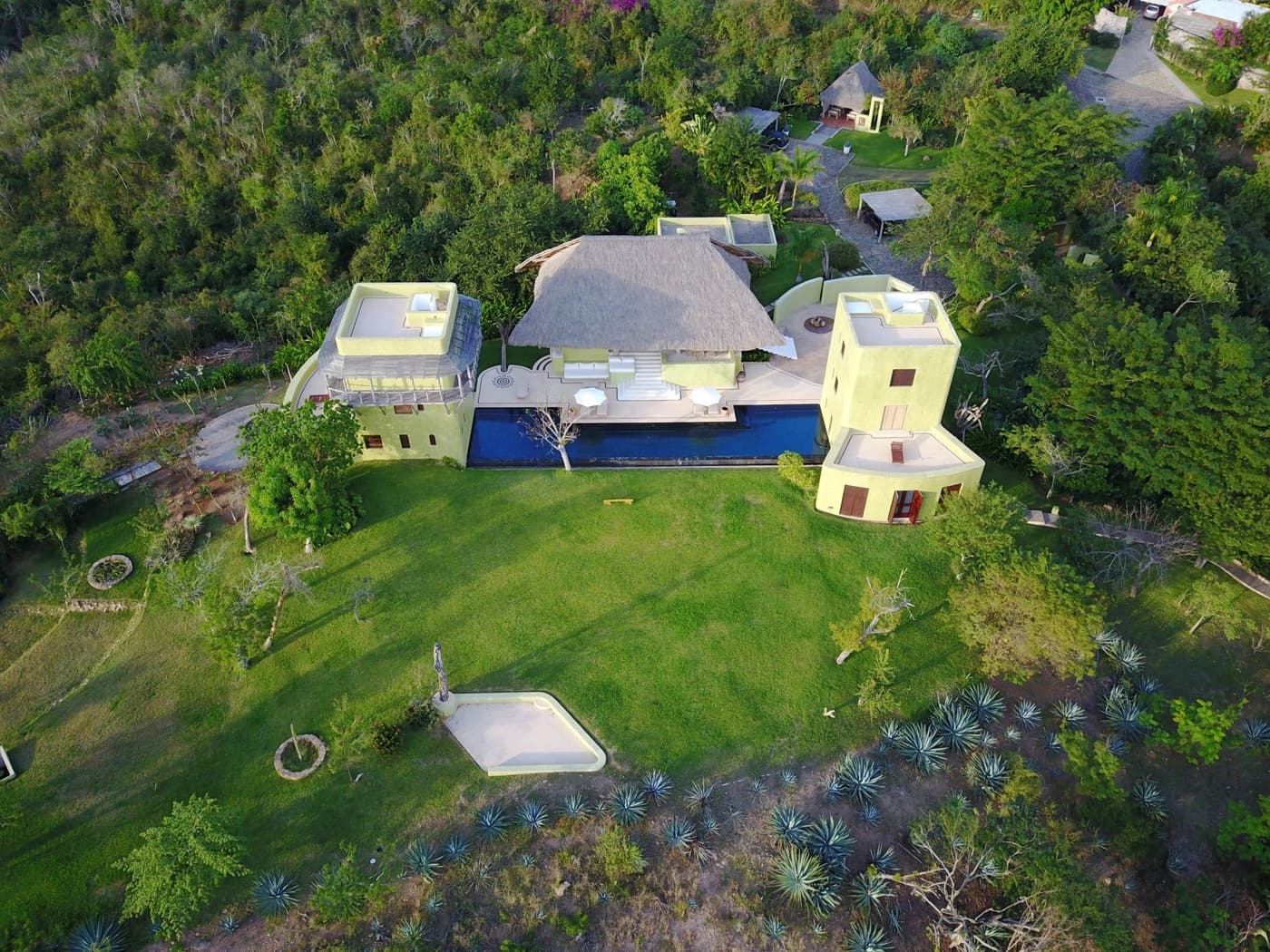 Casa Chac Mool — luxury villa photo 32