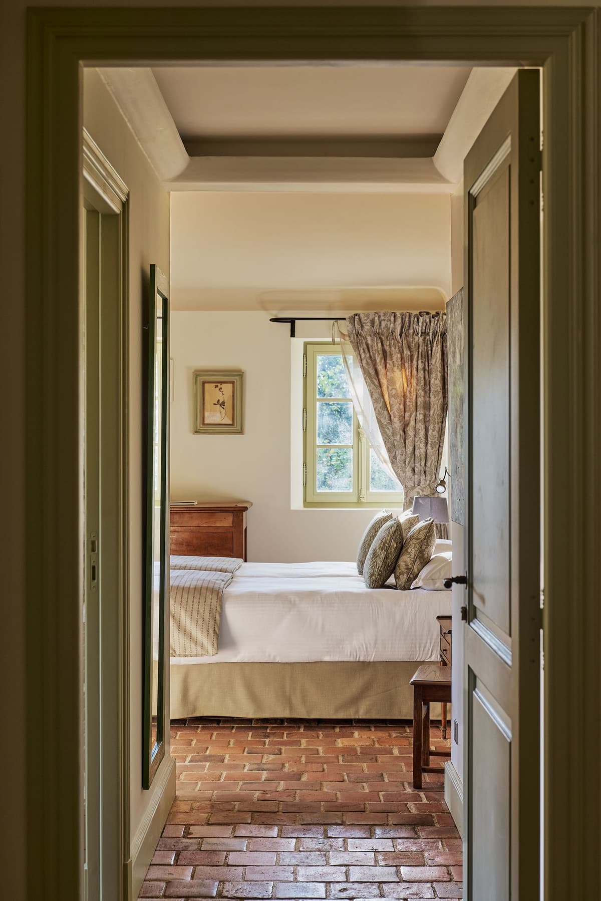 Le Mas des Gomberts — luxury villa photo 1