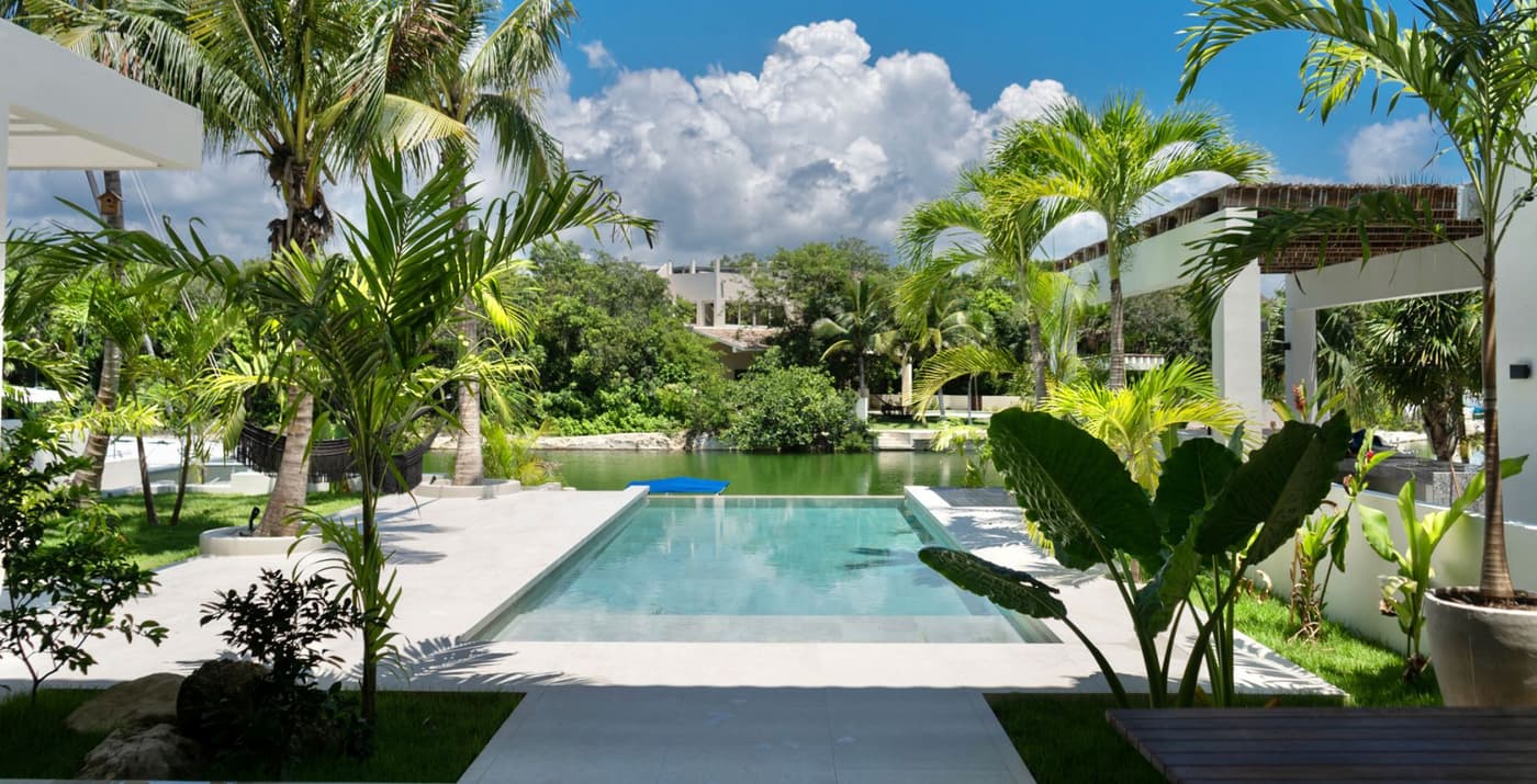 Villa Marina Puerto Aventuras — luxury villa photo 1